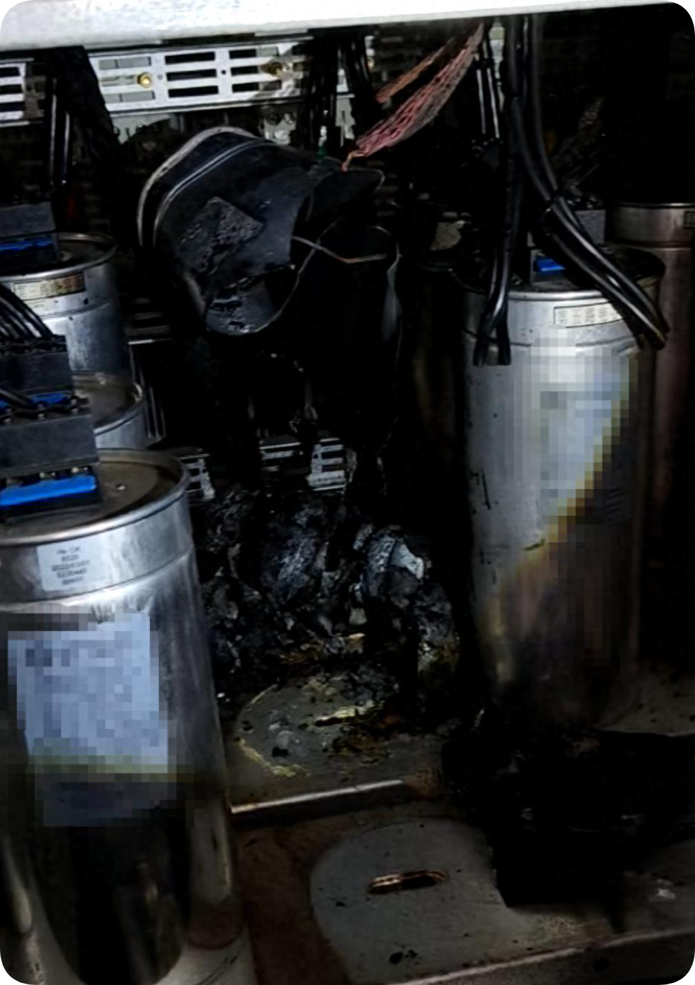 圆柱形电容器如何避免被电压峰尖击穿